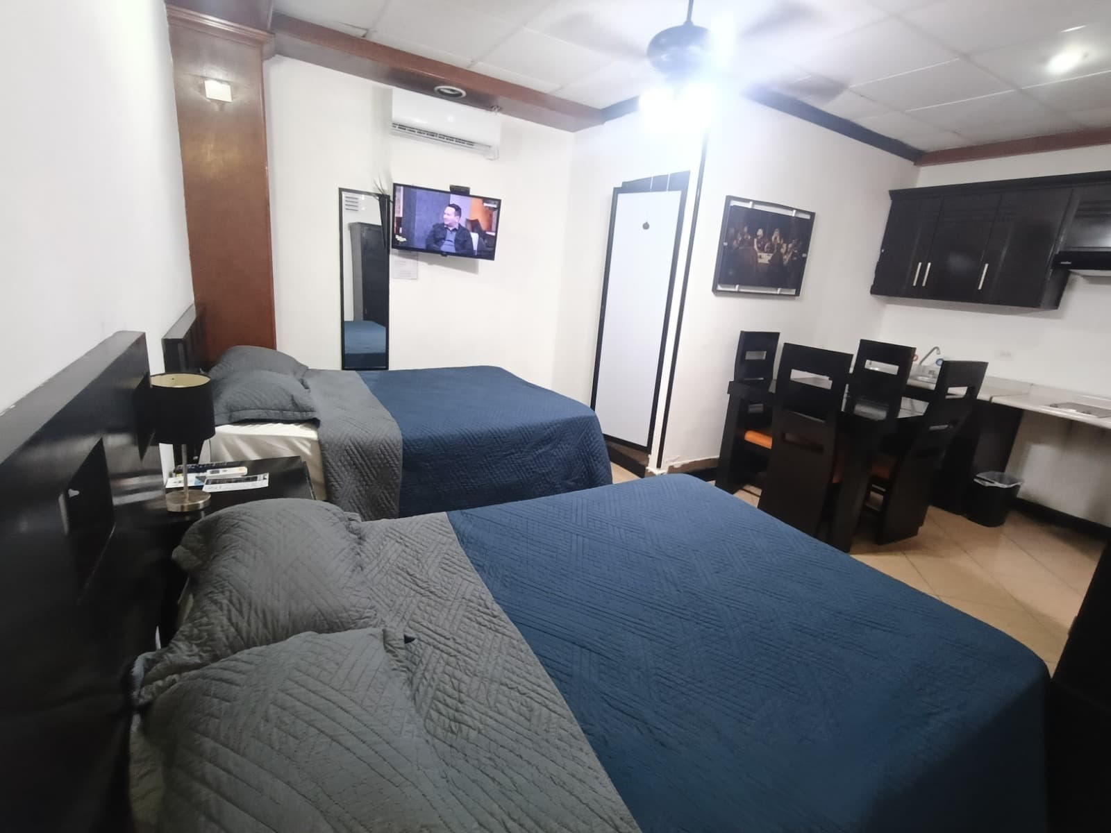 Estudio Doble Planta Alta imagen 2